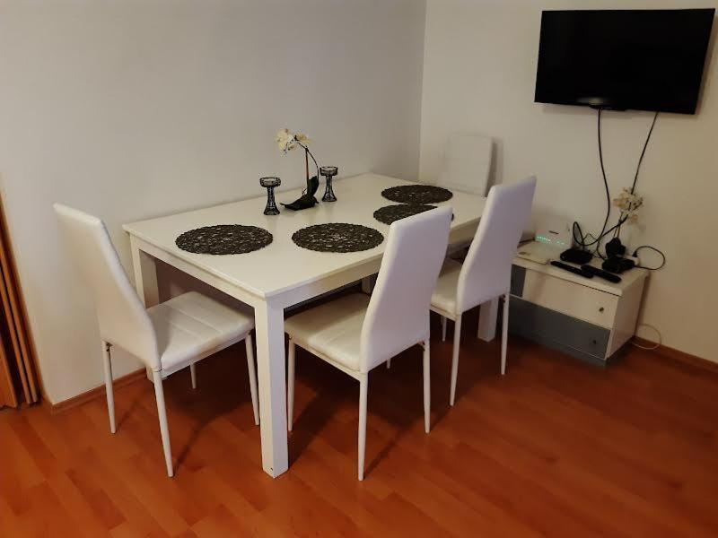 פיישצ'נה אובלה Apartmani Delas מראה חיצוני תמונה