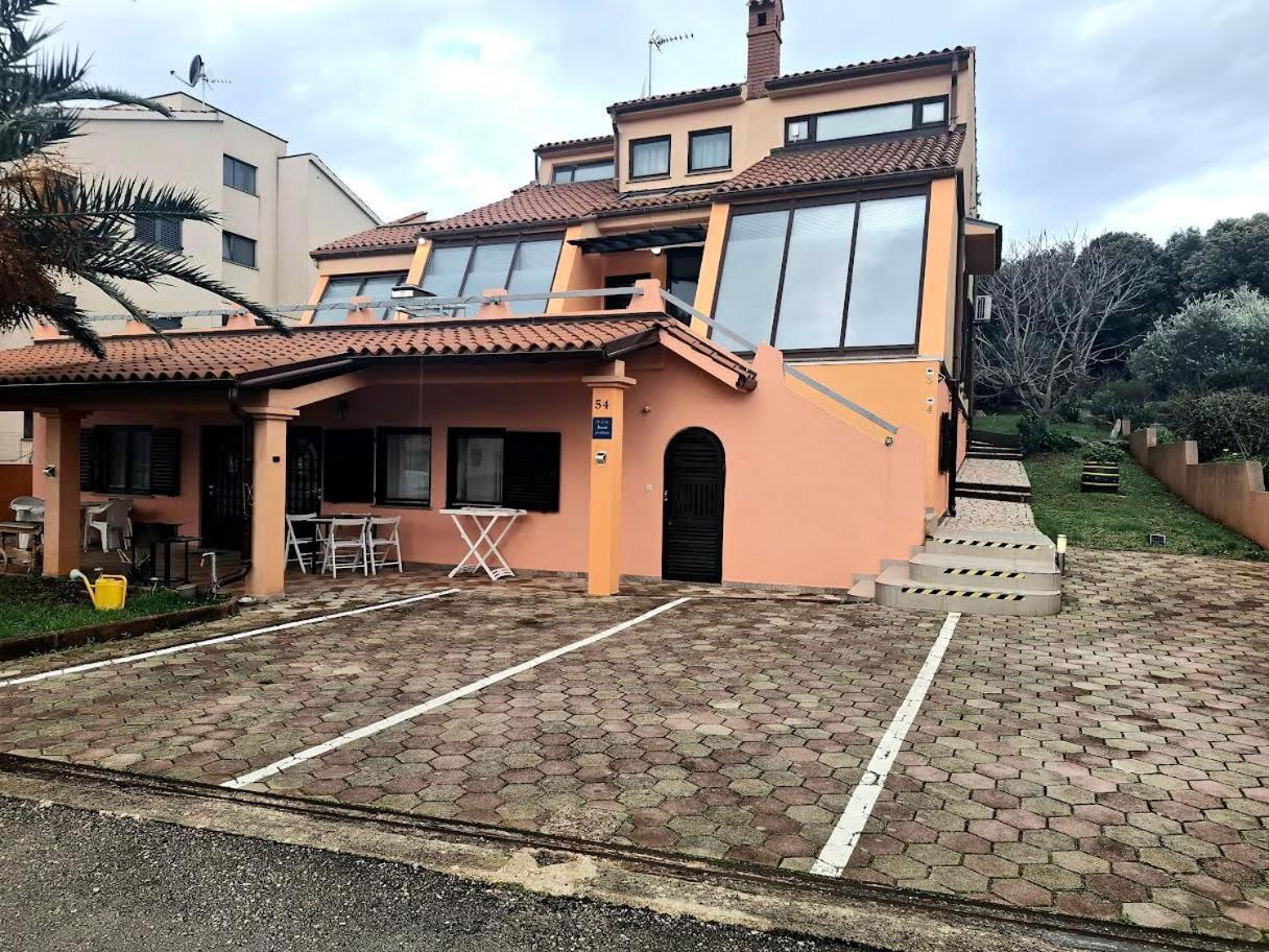 פיישצ'נה אובלה Apartmani Delas מראה חיצוני תמונה